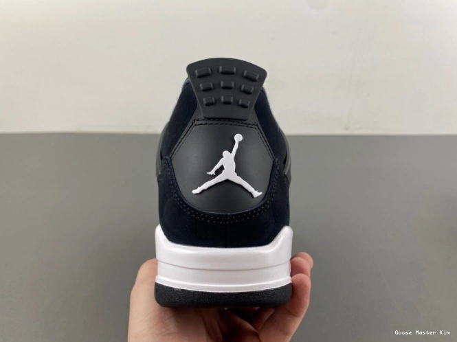 4 Jordan Thunder FQ8213-001 Retro White Air 0811